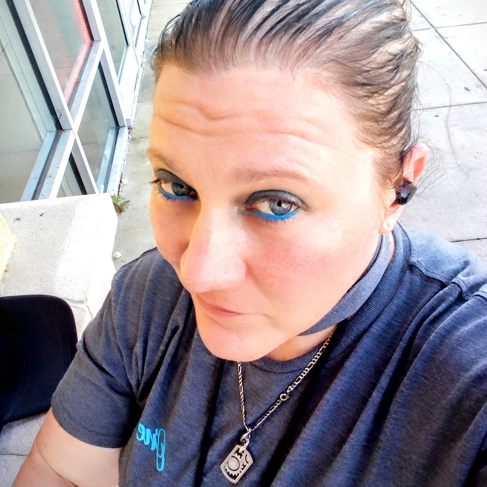 Meet your Posher, Jessica
